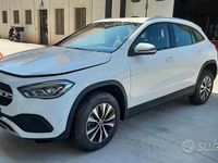 Usata Mercedes GLA180 Business 116 CV (85 kW) 2020 Bianco SUV