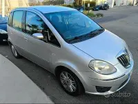Usata Lancia Musa 90 CV (66 kW) 2009 Grigio Monovolume