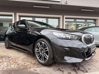 Usata BMW 520 M Sport 197 CV (144 kW) 2024 Grigio metalizzato Station wagon