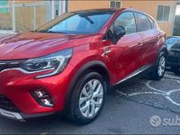 Usata Renault Captur 100 CV (73 kW) 2021 Rosso SUV