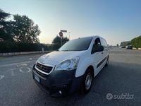 Usata Peugeot Partner 99 CV (72 kW) 2017 Bianco Monovolume