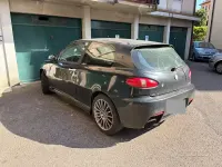 Usata Alfa Romeo 147 120 CV (88 kW) 2002 Nero Utilitaria