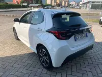Usata Toyota Yaris Hybrid Trend 116 CV (85 kW) 2023 Bianco Berlina