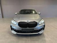 Usata BMW 118 M Sport 136 CV (100 kW) 2024 Grigio colosseo metallizzato Utilitaria