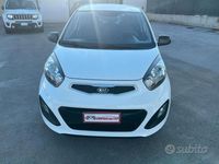 Usata Kia Picanto Style 69 CV (50 kW) 2012 Bianco Utilitaria