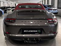 Usata Porsche 911 Carrera Cabriolet 450 CV (330 kW) 2018 Gray Cabrio
