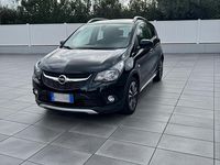 Usata Opel Karl Rocks 73 CV (53 kW) 2018 Nero Utilitaria