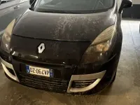 Usata Renault Scénic Dynamique 110 CV (80 kW) 2009 Nero Monovolume