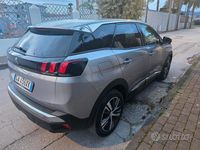 Usata Peugeot 3008 2020 Grigio SUV