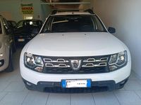 Usata Dacia Duster Lauréate 110 CV (80 kW) 2015 Bianco SUV