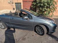 Usata Peugeot 207 CC 110 CV (80 kW) 2007 Grigio Cabrio