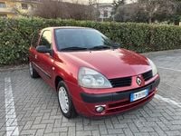 Usata Renault Clio II Authentique 58 CV (42 kW) 2004 Rosso Berlina