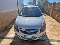 Usata Opel Corsa Edition 75 CV (55 kW) 2011 Bianco Utilitaria