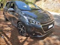 Usata Peugeot 208 Allure 82 CV (60 kW) 2017 Grigio Utilitaria