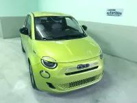 Nuova Fiat 500 Icon 65 CV (47 kW) 2026 Giallo Berlina
