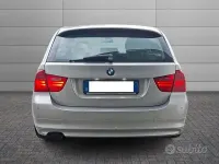 Usata BMW 318 Efficient Dynamics 143 CV (105 kW) 2011 Grigio Station wagon