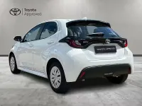 Usata Toyota Yaris Active 72 CV (52 kW) 2022 Bianco Utilitaria