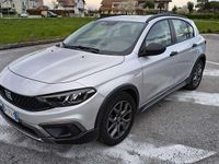 Usata Fiat Tipo Cross 101 CV (74 kW) 2020 Grigio Berlina