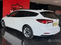 Usata Ford Focus ST-Line 120 CV (88 kW) 2022 Bianco Station wagon