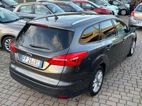 Usata Ford Focus S 120 CV (88 kW) 2018 Grigio Station wagon