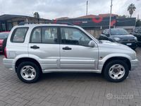 Usata Suzuki Grand Vitara 109 CV (80 kW) 2003 Grigio SUV