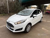 Usata Ford Fiesta Business Edition 75 CV (55 kW) 2016 Bianco Berlina