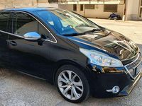Usata Peugeot 208 S 114 CV (83 kW) 2013 Nero Utilitaria