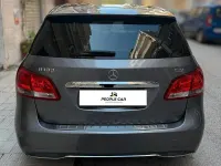 Usata Mercedes B180 Executive 109 CV (80 kW) 2015 Grigio Utilitaria