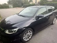 Usata Lexus CT200h Luxury Line 99 CV (72 kW) 2012 Lilla Berlina