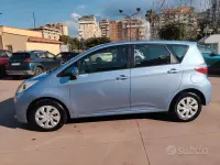 Usata Toyota Verso 99 CV (72 kW) 2012 Blu Monovolume