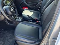 Begagnad Smart ForFour 71 HK (52 kW) 2019 Vit Halvkombi