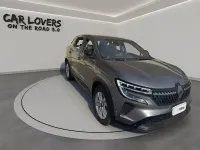 Usata Renault Austral Equilibre 131 CV (96 kW) 2023 Grigio chiaro SUV