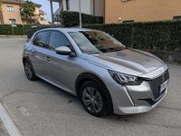 Usata Peugeot 208 Allure 56 kW (77 CV) 2021 Argento Utilitaria