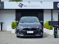 Usata Toyota Yaris Hybrid Business Edition 92 CV (67 kW) 2022 Grey metallic Berlina