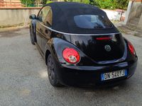Usata VW Beetle Cabriolet 105 CV (77 kW) 2007 Nero Cabrio