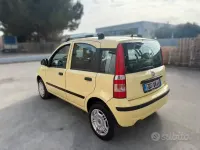 Usata Fiat Panda 69 CV (50 kW) 2012 Giallo Utilitaria