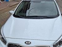 Begagnad Kia Ceed 110 HK (80 kW) 2018 Vit Halvkombi
