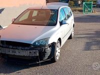 Usata Ford Focus 100 CV (73 kW) 2007 Grigio Berlina