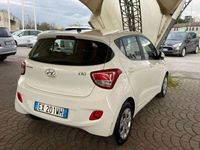 usata Hyundai i10 -- 1.0 MPI Sound Edition