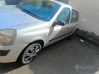 Usata Renault Clio II 82 CV (60 kW) 2004 Berlina