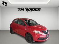 Usata Lancia Ypsilon Silver 69 CV (50 kW) 2021 Rosso Utilitaria
