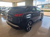Usata Peugeot 3008 Allure 131 CV (96 kW) 2022 Nero SUV