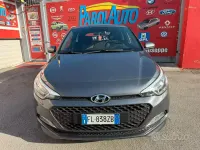 Usata Hyundai i20 73 CV (53 kW) 2017 Grigio Berlina