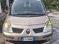 Usata Renault Modus Dynamique 75 CV (55 kW) 2005 Monovolume