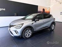 Usata Renault Captur Intens 160 CV (117 kW) 2021 Grigio SUV