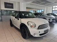 Usata Mini Cooper D Countryman 111 CV (81 kW) 2014 Bianco SUV