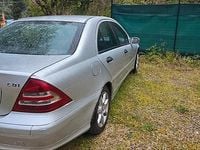 Usata Mercedes C200 Classic 2005 Grigio Berlina