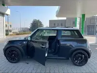 Usata Mini Cooper 120 CV (88 kW) 2009 Nero Utilitaria