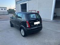 Usata Lancia Musa 90 CV (66 kW) 2009 Monovolume