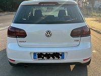 Usata VW Golf VI 105 CV (77 kW) 2011 Bianco Utilitaria